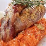Lamb-Shanks-with-a-Zesty-Rosemary-Crumb_2
